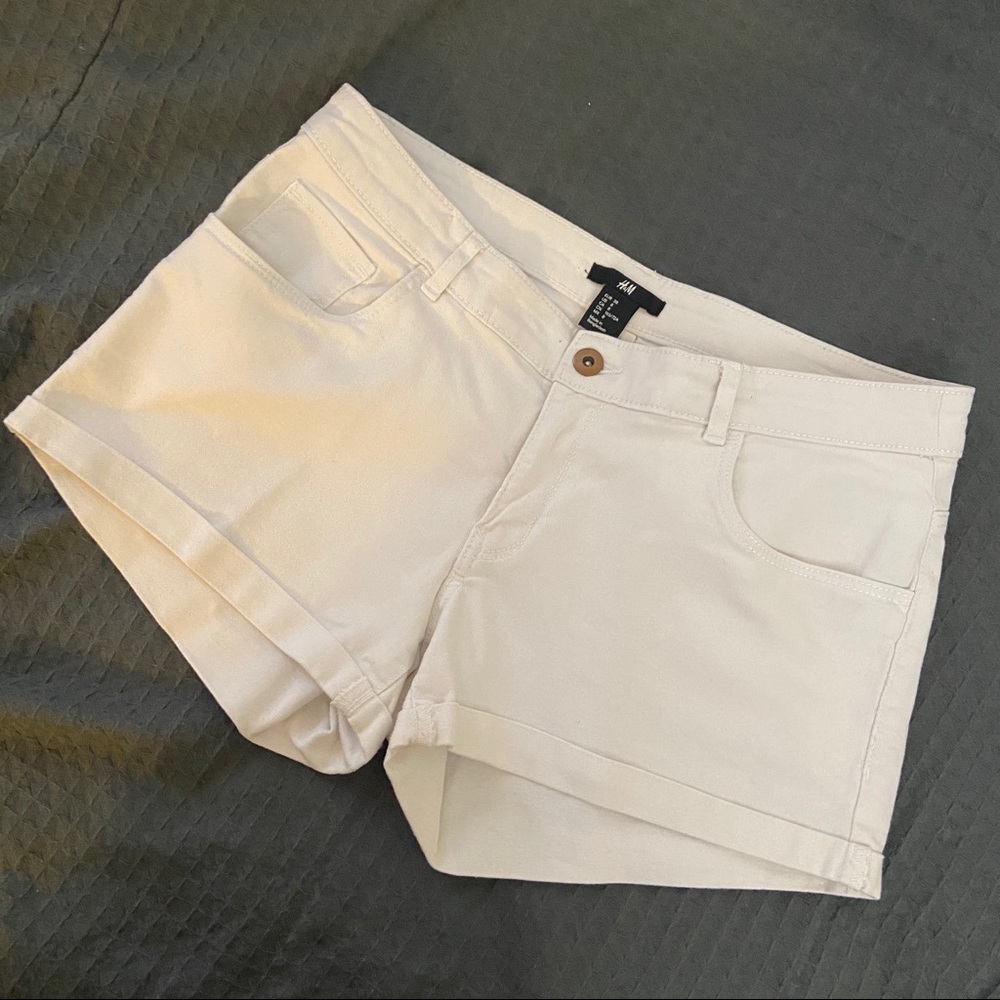 H&M White Shorts